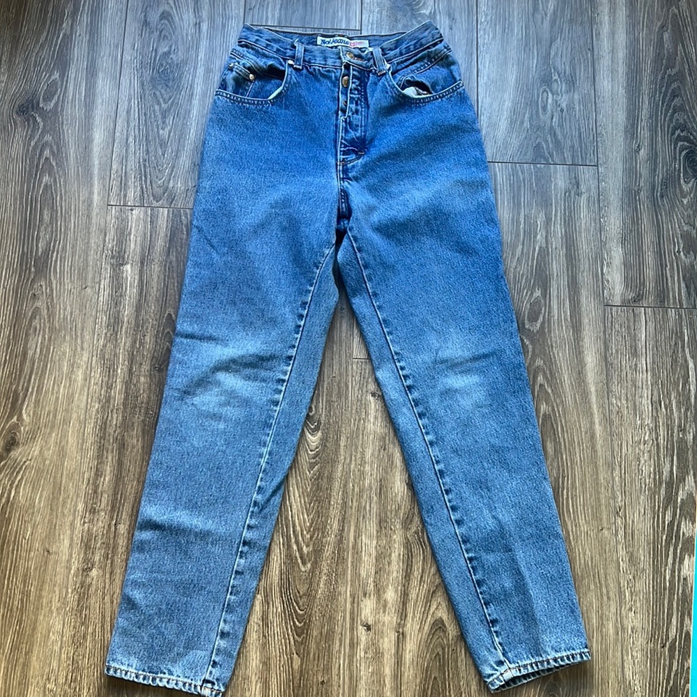 No jean mom jeans